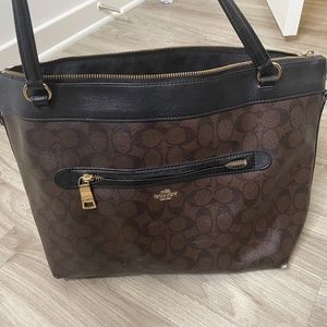 COACH Tote